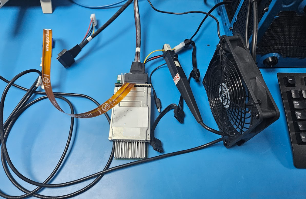 Gen5 U.2 SSD with Quarch PAM and current probe